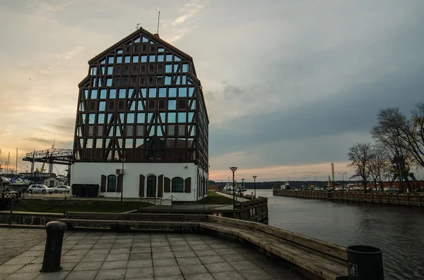 Klaipeda (Litauen) i solnedgången — Stockfoto