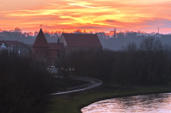 Gün batımını kalede Kaunas (Litvanya) — Stok fotoğraf