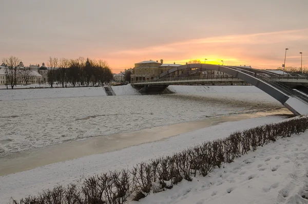 Мост Миндаугас в Вильнюсе — стоковое фото