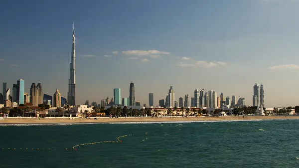 Downtown of Dubai. The view from the beach — Stock Photo, Image