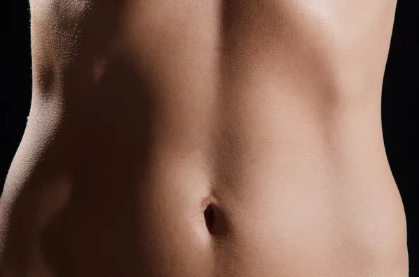 Torso de mulher caucasiana jovem — Fotografia de Stock