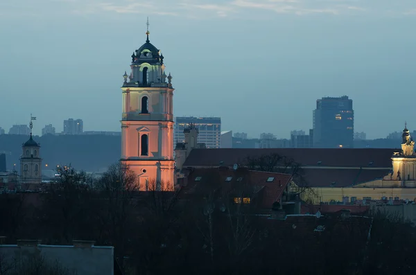 Vilnius (Litauen) på natten — Stockfoto