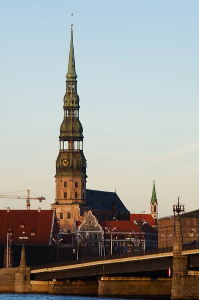 Riga (Letland) in de avond — Stockfoto