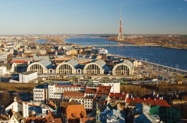 Eski kasaba riga (Letonya) akşam