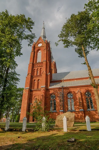 Vilkija、リトアニアのカトリック教会 — ストック写真
