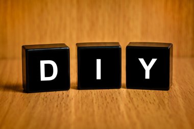 DIY ya da yapmak o kendin kelime üzerinde siyah blok