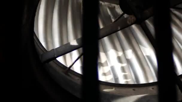 旋转过程中屋顶通风设备的密闭 — 图库视频影像