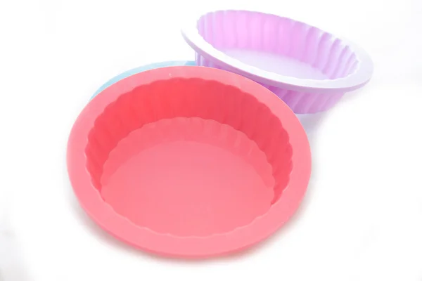 Yuvarlak silikon kek formu (Tart TIN). Beyaz izole