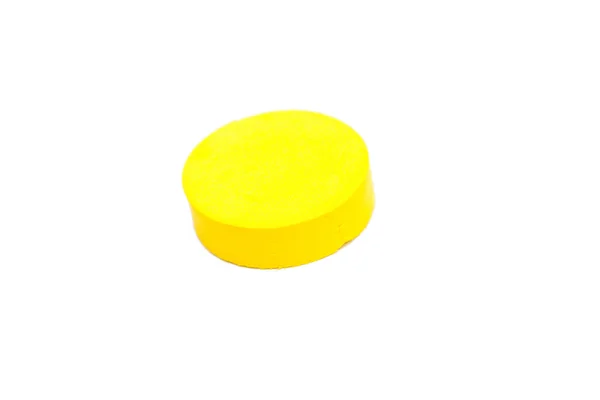 Żółte koło na białym tle — Zdjęcie stockowe