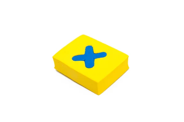 çarpı işareti üzerine beyaz izole