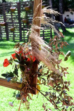 Dekoratif çelenk, çiçek aranjmanı için ahşap kamış desteği