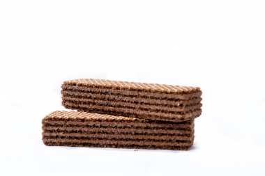 Kahve fincanlı masa, kurabiye peynirli kahvaltı aperatifi