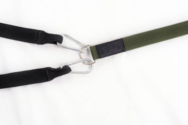 Beyaz arkaplanda izole edilmiş fiziksel egzersizler için kullanılan bant