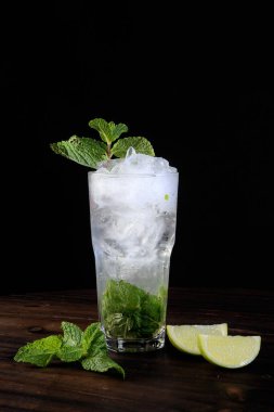 ferahlatıcı alkollü içecek mojito tekila votka limon cozumel