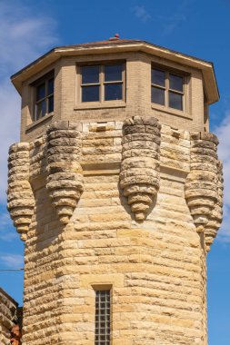 Eski terk edilmiş hapishanenin dışında. Joliet, Illinois, ABD