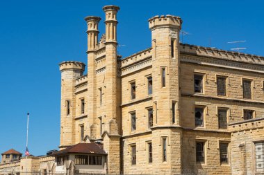 Eski terk edilmiş hapishanenin dışında. Joliet, Illinois, ABD