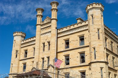 Eski terk edilmiş hapishanenin dışında. Joliet, Illinois, ABD