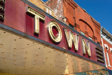 Chillicothe, Illinois - ABD - 16 Eylül 2021: The Town Theater, 1926 'da Chillicothe şehir merkezinde inşa edildi..