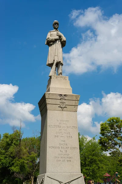 공원의 동상은 군인들 선원들을 기리고 Galva Illinois Usa — 스톡 사진