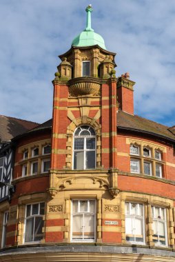 İngiliz Townne Center 'daki güzel eski bina. Wigan, İngiltere.