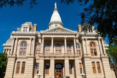 Exterior of the Tippecanoe County Courthouse, built from 1881 to 1884, in Lafayette, Indiana.