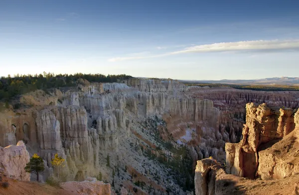 Bryce canyon panoramisch uitzicht — Stockfoto