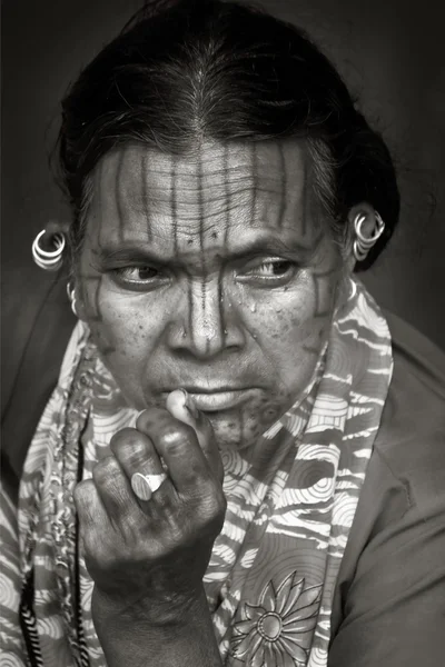 Gezicht van Indiase tribesq — Stockfoto