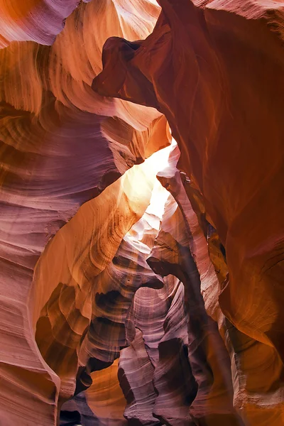 Desfiladeiro de antílope superior em Page, Arizona, EUA — Fotografia de Stock
