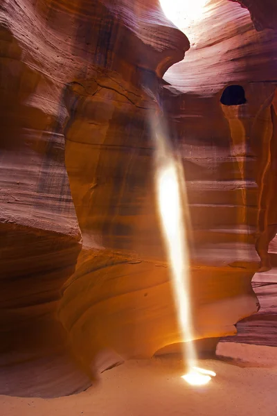 Desfiladeiro de antílope superior em Page, Arizona, EUA — Fotografia de Stock