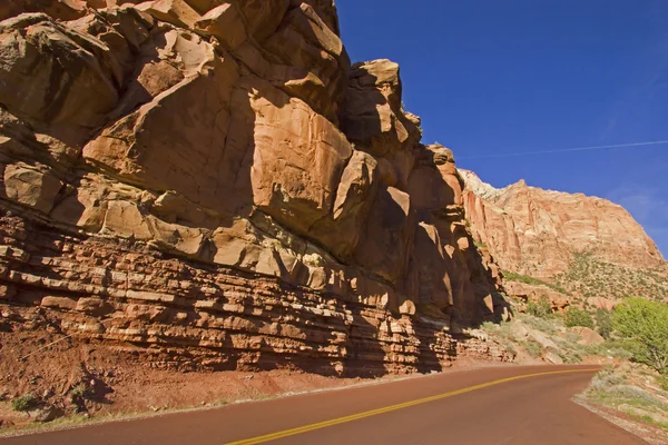 Roads in Zion National Park Utah, USA — Stok fotoğraf