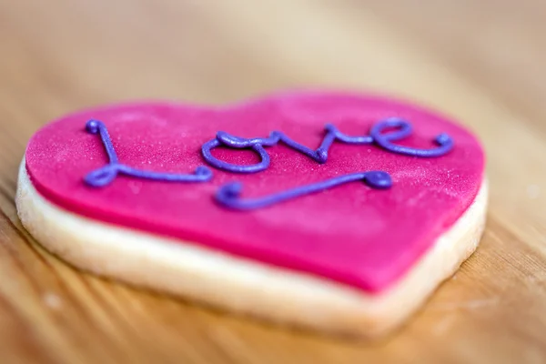Biscotto al cuore rosa — Foto Stock
