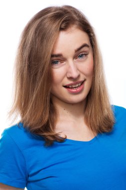 bir kâfir ile genç kadın