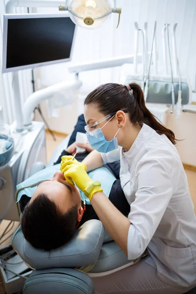 Dentist Office Treats Teeth Patient Who Dental Chair Dentistry Dentist — Stock Photo, Image