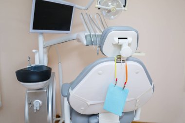 Diş hastalıklarının tedavisinde profesyonel modern araç. Diş hekimliği ekipmanları