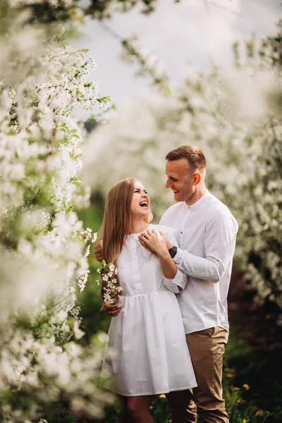 Happy Young Couple Love Stands Garden Blooming Apple Trees Man — Stock Photo, Image