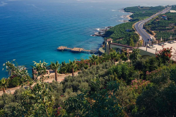 Camino Asfalto Vacío Serpentea Largo Impresionante Costa Escénica Día Soleado — Foto de Stock