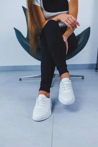 Women Legs Close White Leather Sneakers Made Natural Leather Collection — Foto de Stock