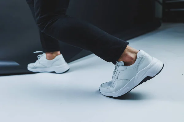 Чоловіче Повсякденне Біле Взуття Натуральної Шкіри Чоловіки Взутті Білих Кросівках — стокове фото