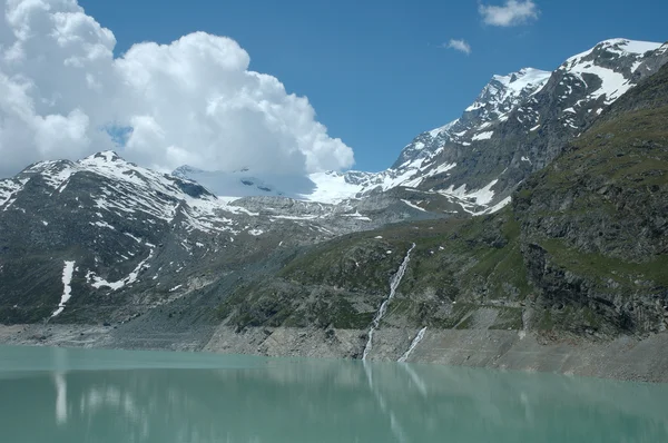 See in den Schweizer Alpen — Stockfoto