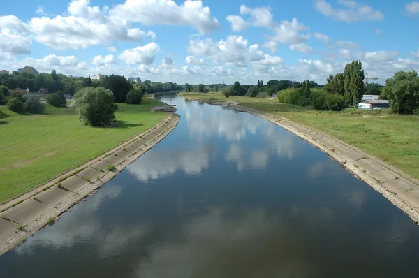 Warta rivier in poznan — Stockfoto