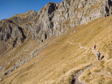 Val Gerola 'nın Alplerinde gezi sahnesi
