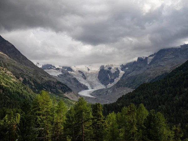 Pohled Ledovec Berninském Průsmyku Švýcarsku — Stock fotografie