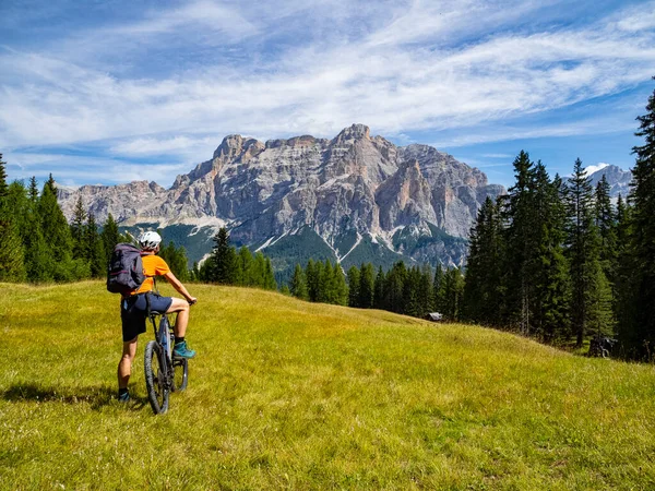 Cycling scene on the dolomites