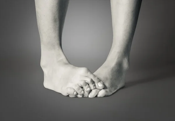 Pieds nus féminins — Photo