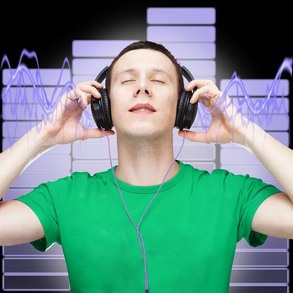 Guy listening to music — Stock Photo, Image