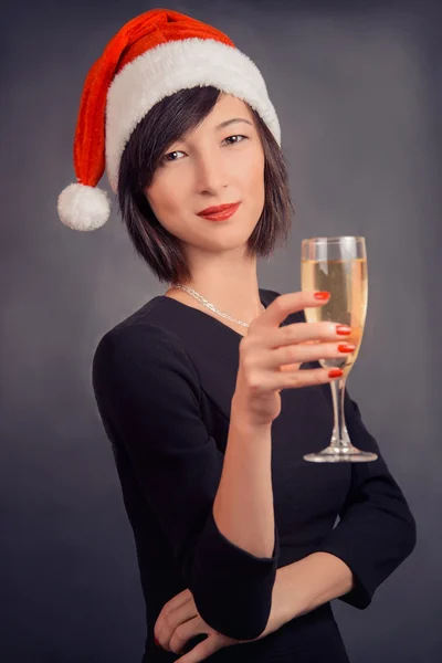 Frau mit Getränk Champagner — Stockfoto