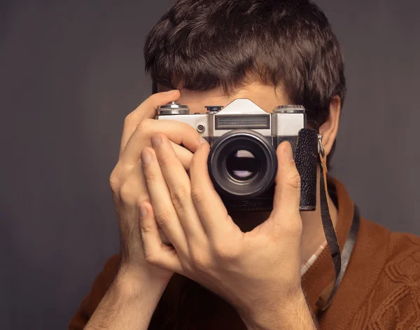 Joven fotógrafo — Foto de Stock