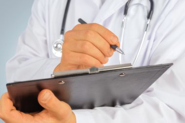Tanınmayan doktor kayıtları yazar