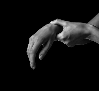 kadın el bileği ağrısı