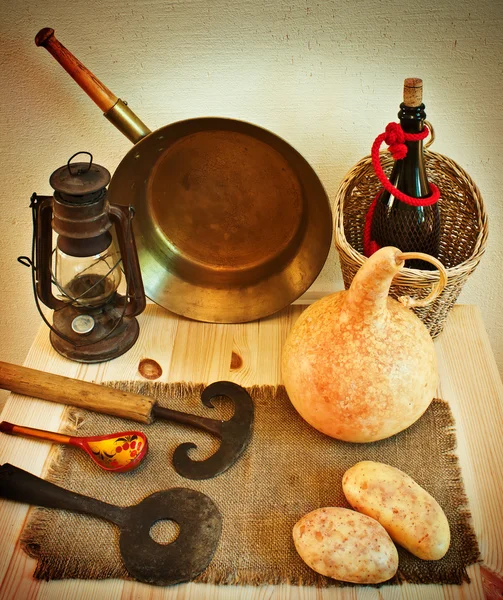 老式的乡村厨房用具 — 图库照片